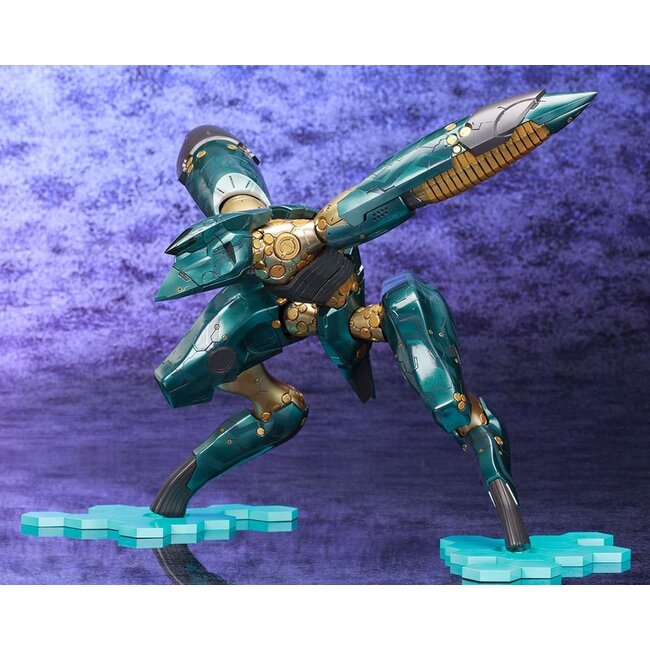 Metal Gear Solid 4 Plastic Model Kit 1/100 Metal Gear Ray 21 cm