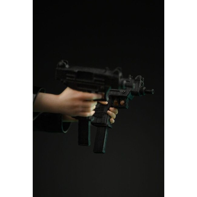 Die Matrix Art Scale Statue 1/10 Trinity 22 cm