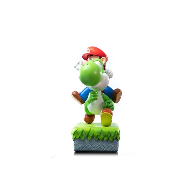 Super Mario Statue Mario & Yoshi Exclusive 48 cm