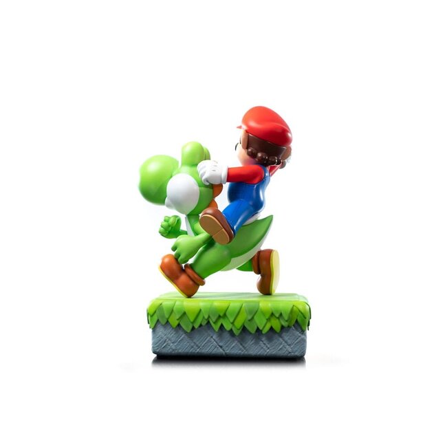 Super Mario Statue Mario & Yoshi Exklusiv 48 cm