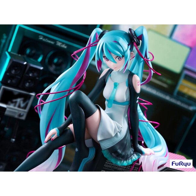 Hatsune Miku Statue 1/7 Hatsune Miku x MTV 20 cm