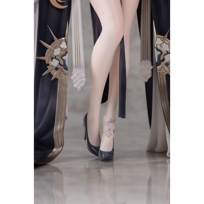 Azur Lane PVC Statue 1/6 Implacable 31 cm