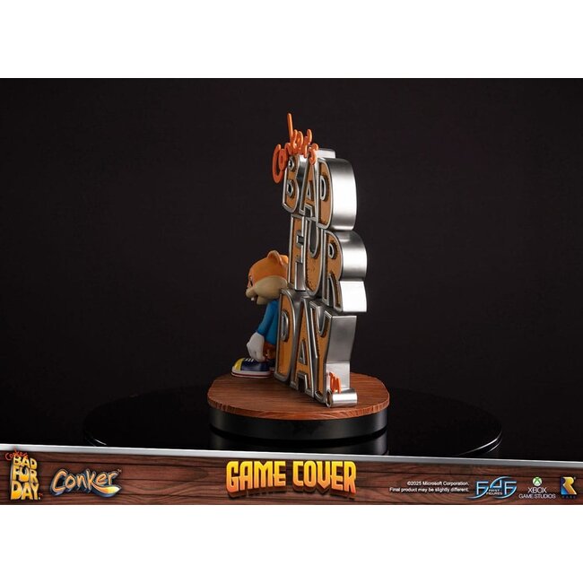Conker´s Bad Fur Day Statue Game Cover Standard Edition 45 cm
