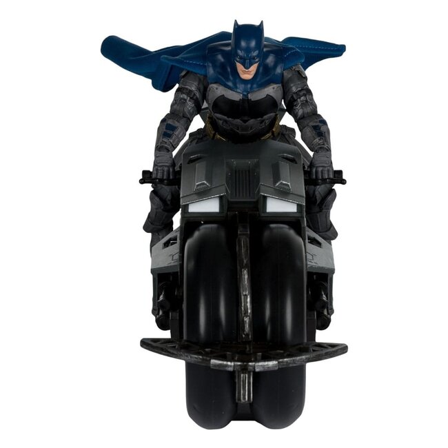 Das Flash DC Multiverse Fahrzeug Batcycle mit Batman