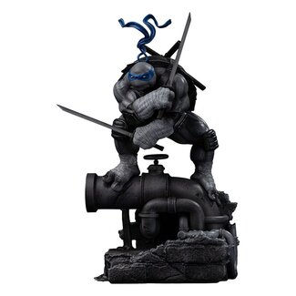 Iron Studios Teenage Mutant Ninja Turtles Art Scale Statue 1/10 Leonardo Schwarz-Weiß-Variante 26 cm Exklusiv