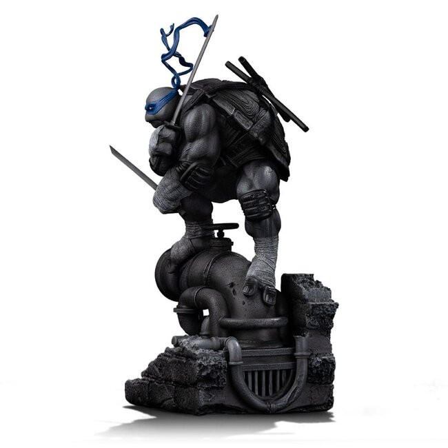 Teenage Mutant Ninja Turtles Art Scale Statue 1/10 Leonardo Schwarz-Weiß-Variante 26 cm Exklusiv