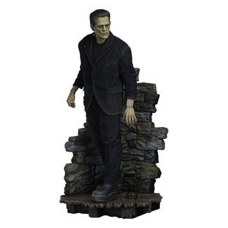 Sideshow Collectibles Frankenstein Premium Format Mixed Media Statue Frankenstein (Stoffkostüm) 57 cm