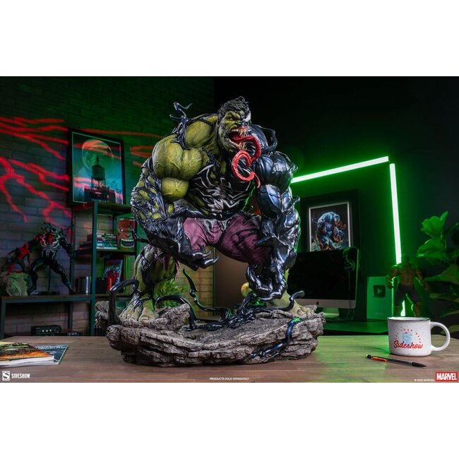 Marvel Premium Format Statue Venomized Hulk 63 cm