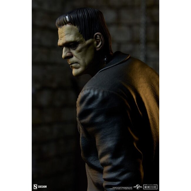 Frankenstein Premium Format Statue Frankenstein 57 cm