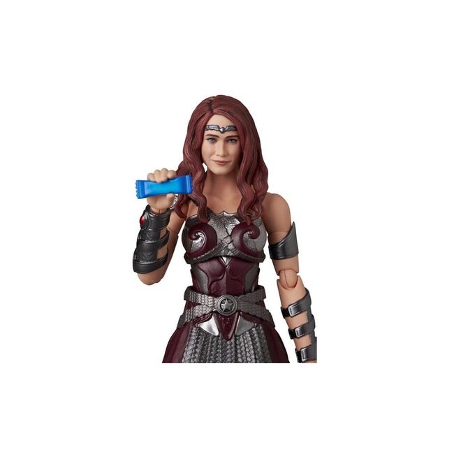 The Boys MAFEX Actionfigur Queen Maeve 16 cm