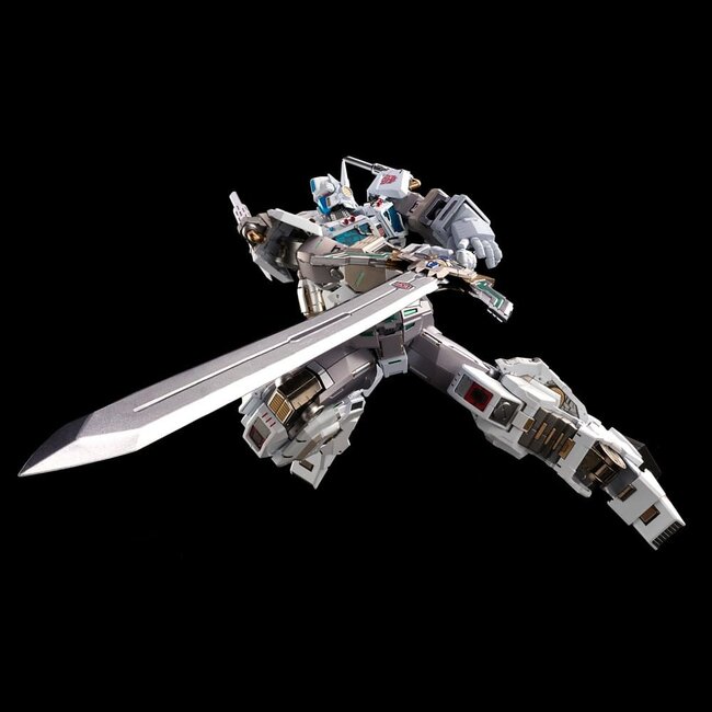 Transformers Kuro Kara Kuri Actionfigur Ultra Magnus (Optimus Prime Ver.) 21 cm