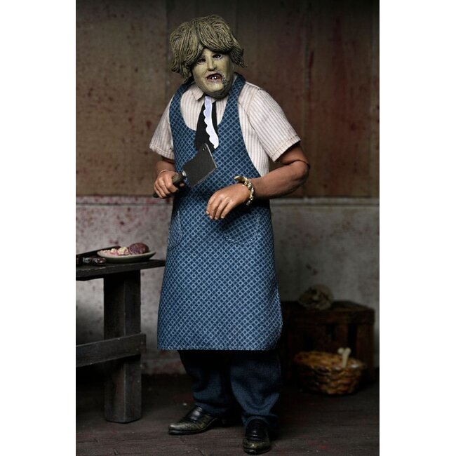 Texas Chainsaw Massacre – Bekleidete Actionfigur Leatherface mit alter Damenmaske, 20 cm