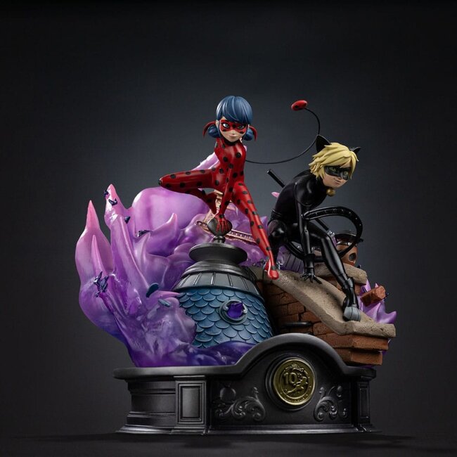 Miraculous Deluxe-Statue im Maßstab 1:10: Ladybug und Cat Noir, signierte Edition, 23 cm