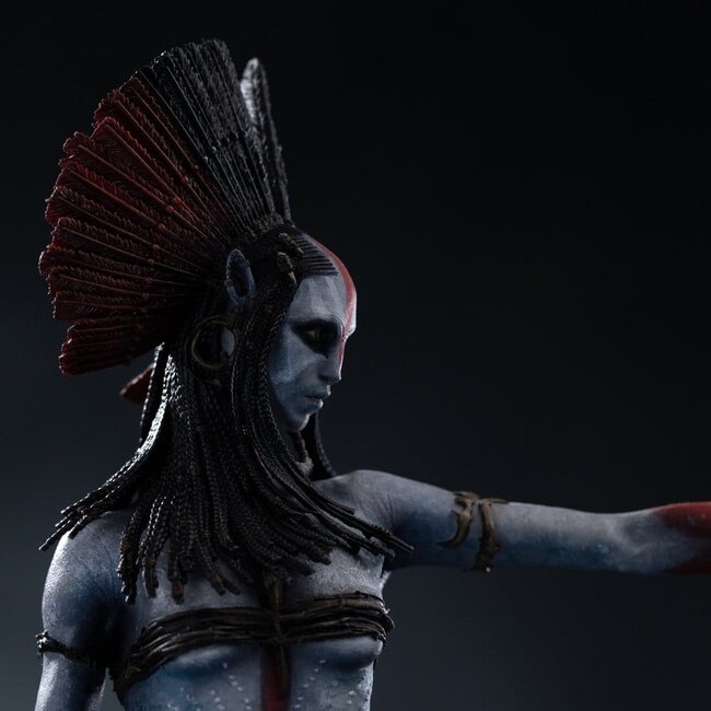 Avatar 3: Feuer und Asche – Maßstabsgetreue Statue im Maßstab 1:10, Varang, 38 cm