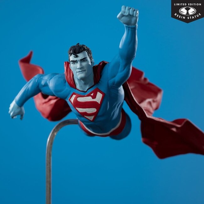DC Direct Superman Red & Blue Statue 1/10 Superman von Lee Bermejo 26 cm