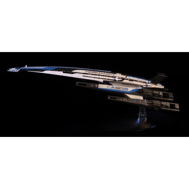 Mass Effect Die-Cast Normandy SR-2 22 cm