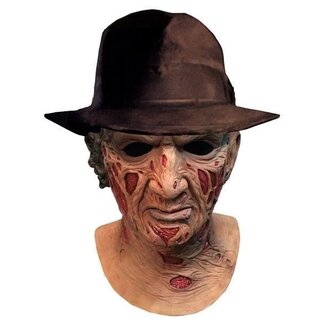 Trick or Treat Studios A Nightmare On Elm Street Deluxe Latex Mask with Hat Freddy Krueger