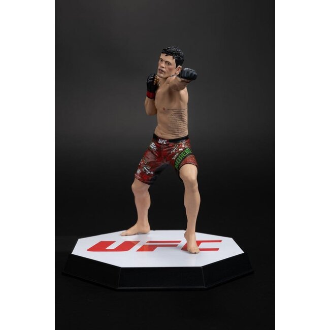 UFC Posed PVC Statue Brandon Moreno 16 cm