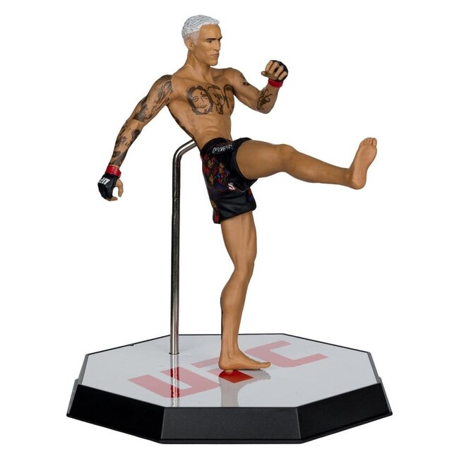 UFC-PVC-Statue von Charles Oliveira, 17 cm