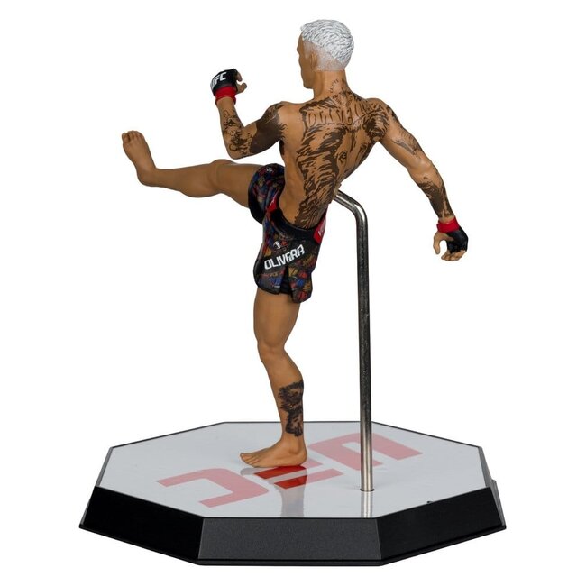 UFC-PVC-Statue von Charles Oliveira, 17 cm