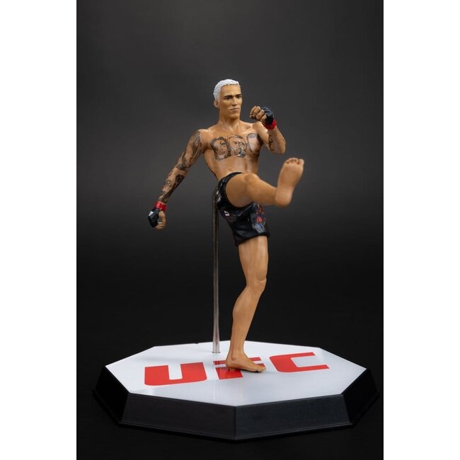 UFC Posed PVC Statue Charles Oliveira 17 cm