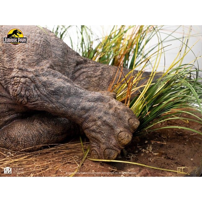 Jurassic Park Modell 1/8 Kranker Triceratops 96 cm