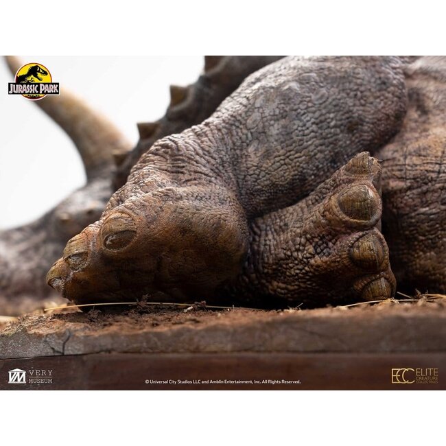 Jurassic Park Maquette 1/8 Sick Triceratops 96 cm