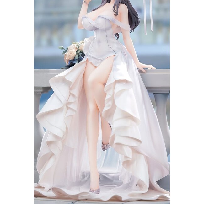 Azur Lane PVC Statue 1/7 Charybdis Brilliant Belle Ver. 27 cm