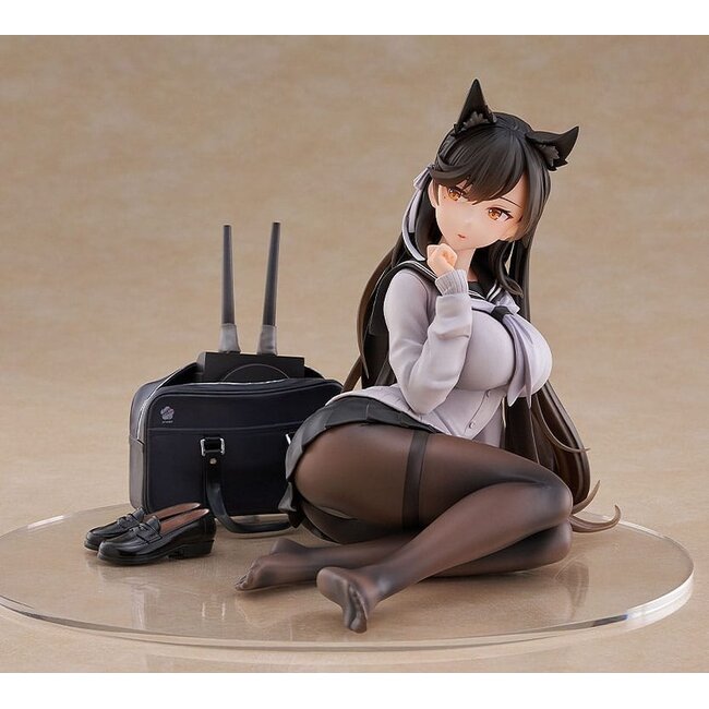 Azur Lane PVC Statue Atago (School Traumerei) 13 cm