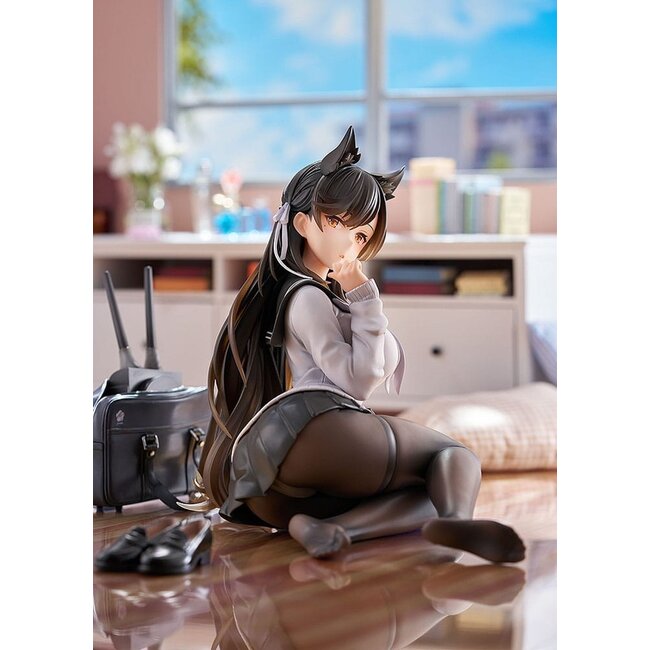 Azur Lane PVC Statue Atago (School Traumerei) 13 cm