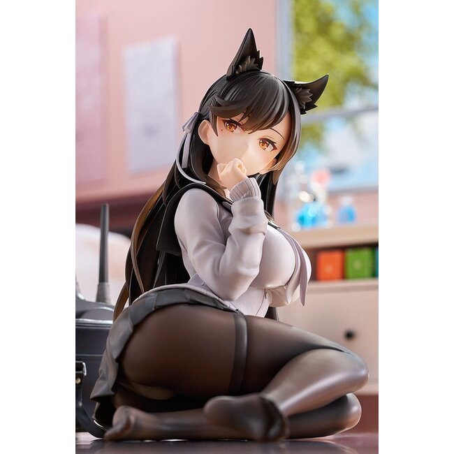 Azur Lane PVC Statue Atago (School Traumerei) 13 cm