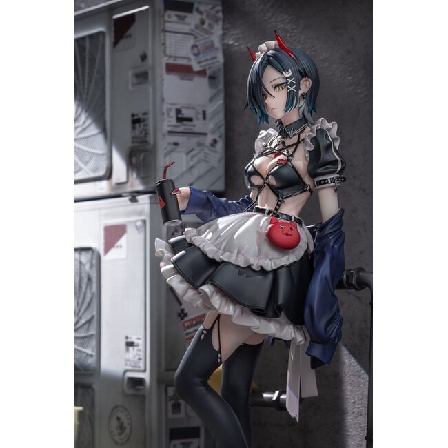 Azur Lane PVC Statue 1/6 Ulrich von Hutten Madchen Trummer Ver. 28 cm