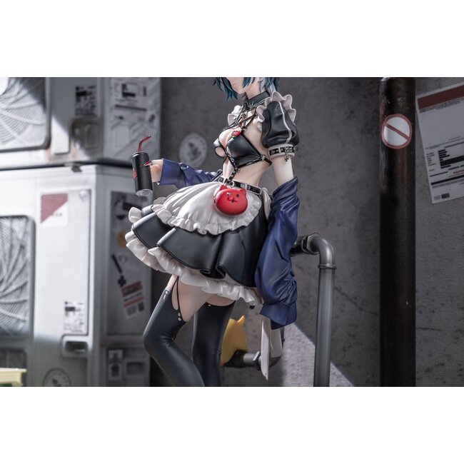 Azur Lane PVC Statue 1/6 Ulrich von Hutten Madchen Trummer Ver. 28 cm