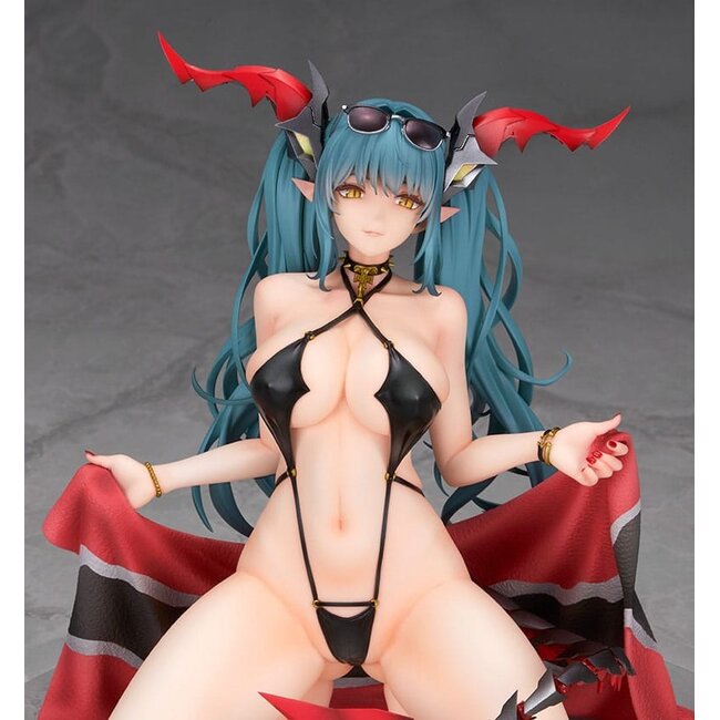 Azur Lane PVC Statue 1/7 Regensburg Dark Dragon and the Coast of Light Ver. 16 cm