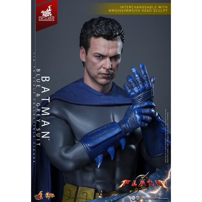 The Flash Movie Masterpiece Actionfigur 1/6 Batman (Blauer & Grauer Anzug) Limitierte Auflage Hot Toys Exklusiv 30 cm