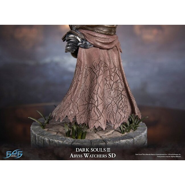 Dark Souls III Resin-Statue Die Abgrundwächter SD 26 cm