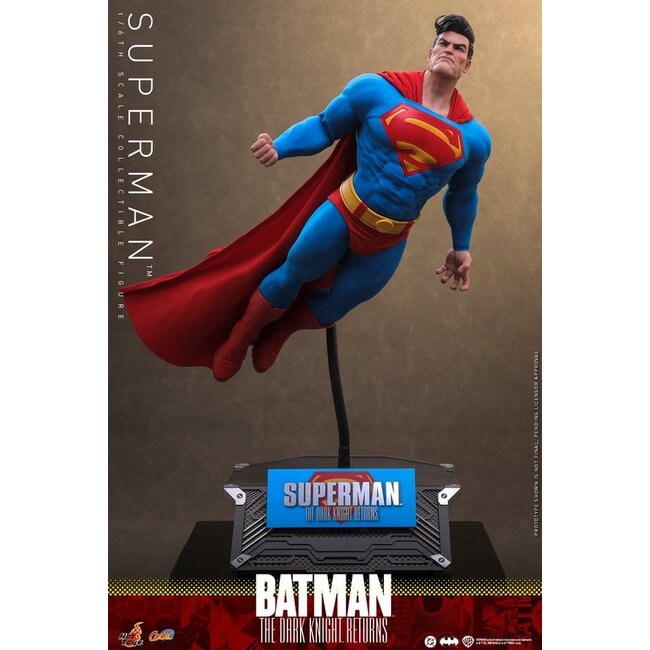 Batman: The Dark Knight Returns Comic Masterpiece Action Figure 1/6 Superman 34 cm