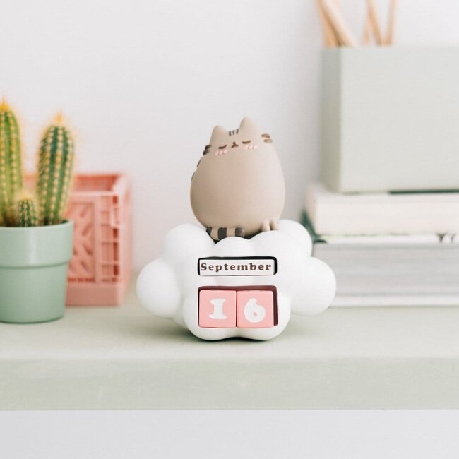 Pusheen 3D Perpetual Calendar Purrfect Love Collection 12 cm