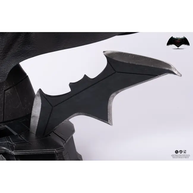 Batman V Superman: Dawn of Justice Replica 1/1 Scale Art Mask Batman 51 cm