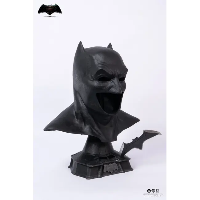 Batman V Superman: Dawn of Justice Replica 1/1 Scale Art Mask Batman 51 cm