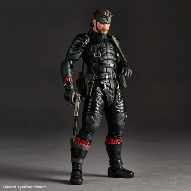 Revoltech A.y. Metal Gear Solid Delta Naked Snake Sneaking Suit Ver Action Figure