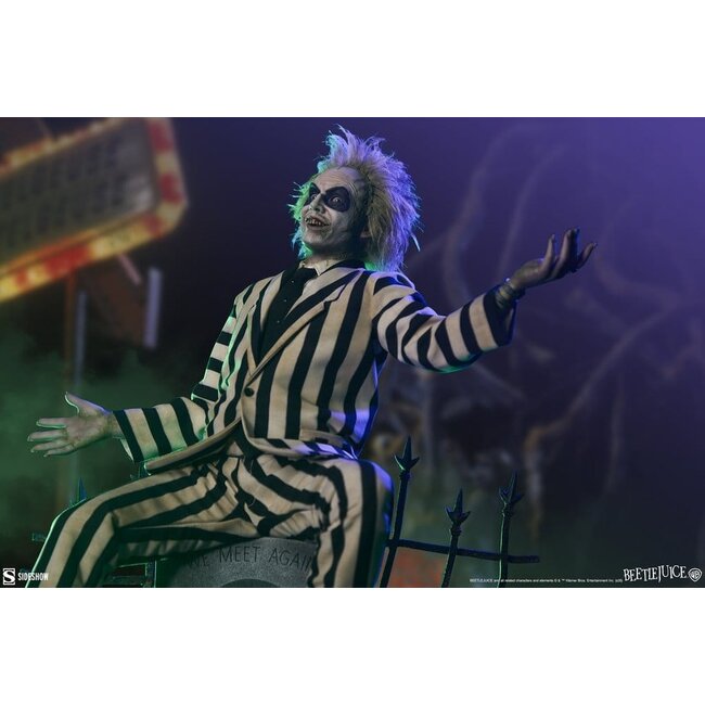 Beetlejuice Premium Format Mixed Media Statue Beetlejuice 54 cm