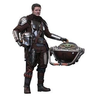 Hot Toys Star Wars: The Mandalorian & Grogu Movie Masterpiece Action Figure 1/6 The Mandalorian and Grogu (Deluxe Version) 31 cm