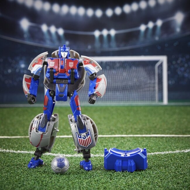 Transformers x US Soccer Federation Action Figure Breakaway 14 cm