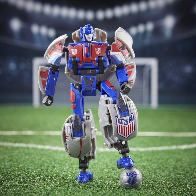 Transformers x US Soccer Federation Actionfigur Breakaway 14 cm