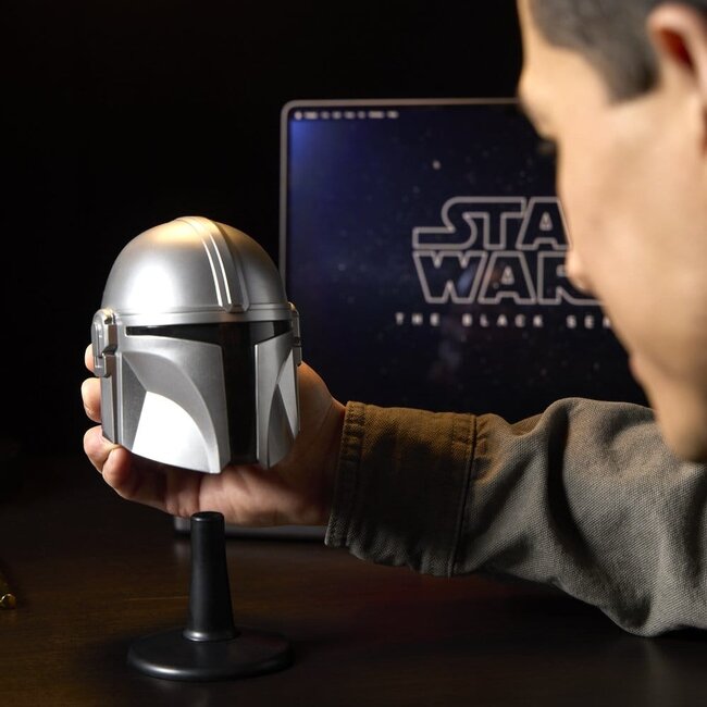 Star Wars: The Mandalorian & Grogu Black Series Mini Helmet The Mandalorian
