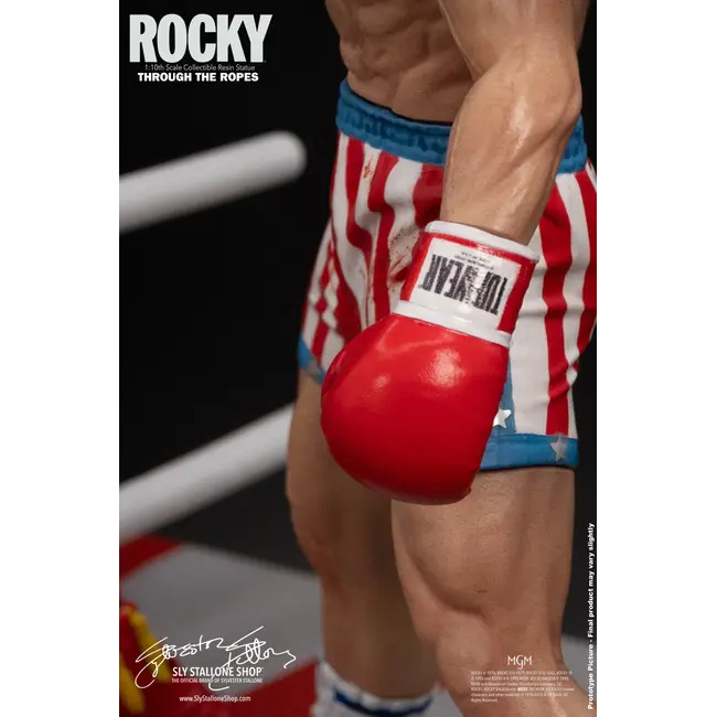 Rocky Over Drago Through The Ropes 1/10 Statue 26 cm