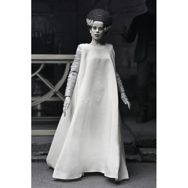 Universal Monsters 2er-Pack Actionfiguren – Die Braut von Frankenstein – 90. Jubiläum – Das Monster & seine Gefährtin (Schwarzweiß) – 18 cm