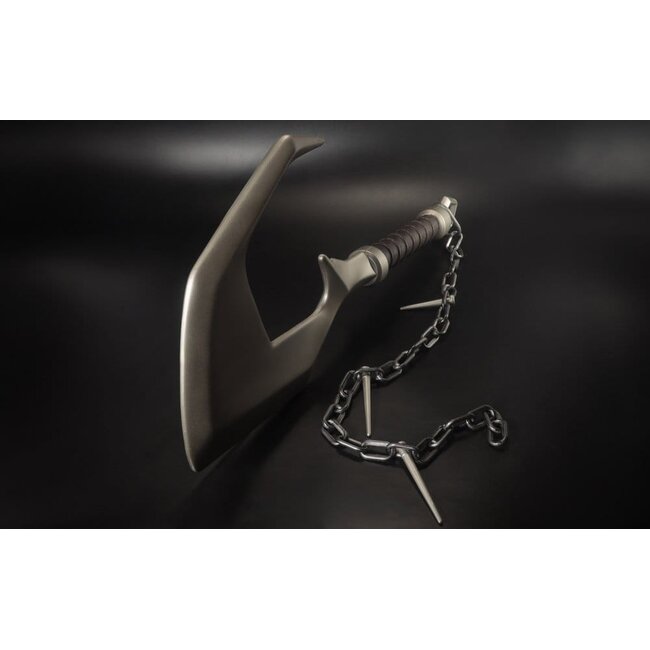 DC Direct 1/1 Scale Prop Replica Lobos Haken (Supergirl Film)