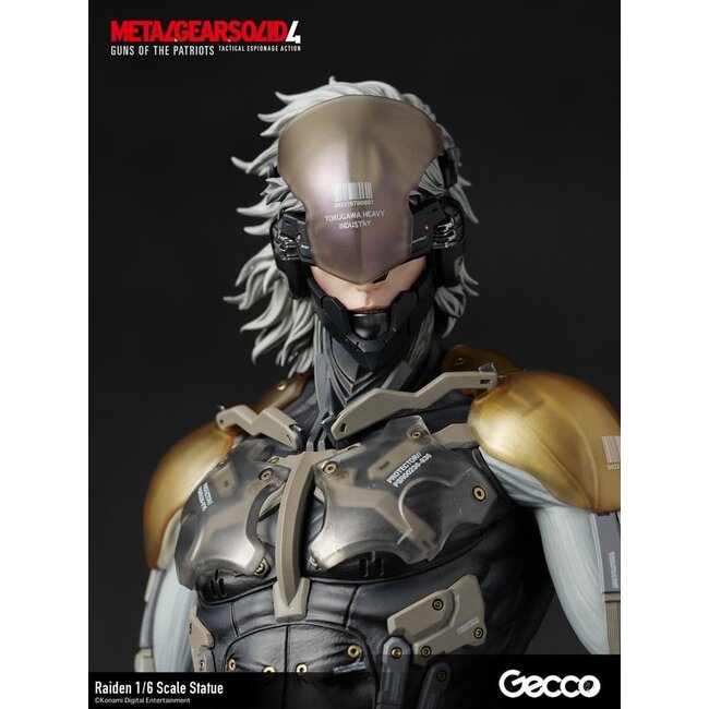 Metal Gear Solid 4 Guns of the Patriots Statue 1/6 Raiden 32 cm